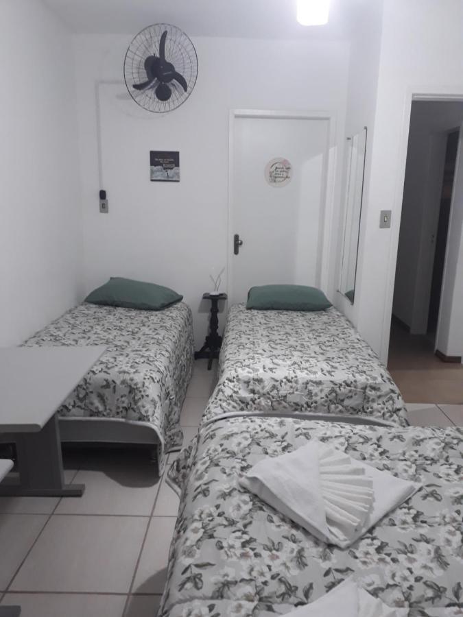 APARTAMENTOS POR DIÁRIA Av DOMINGOS DE ALMEIDA Pelotas Esterno foto